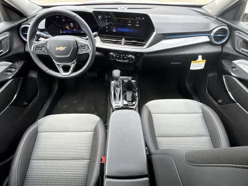 New 2026 Chevrolet Trax LT w/ Driver Confidence Package FWD image 11