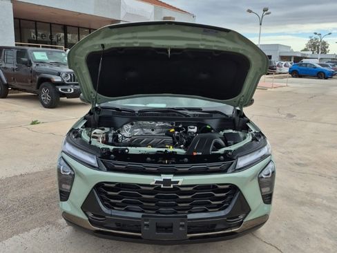 Used 2025 Chevrolet Trax ACTIV w/ Driver Confidence Package image 58