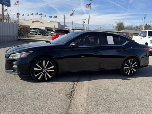 Used 2020 Nissan Altima 2.5 SR image 3