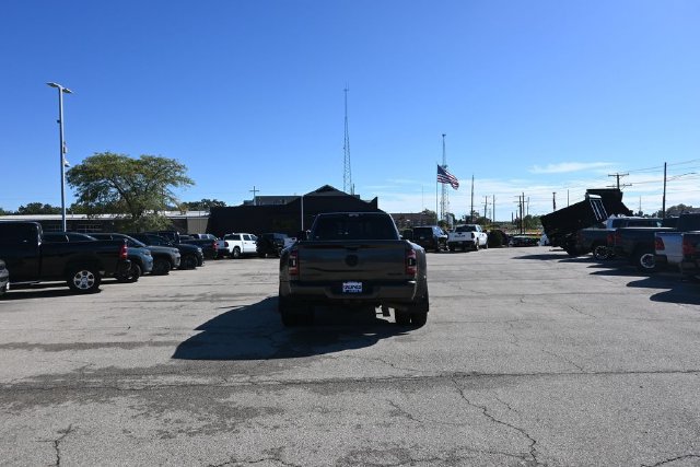 Used 2024 RAM 3500 Laramie w/ Night Edition AWD/4WD image 5