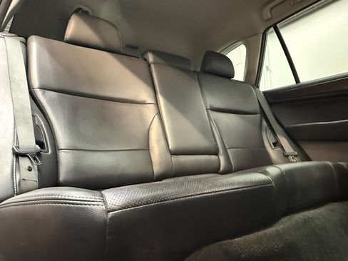 Used 2015 Subaru Outback 2.5i Limited image 4