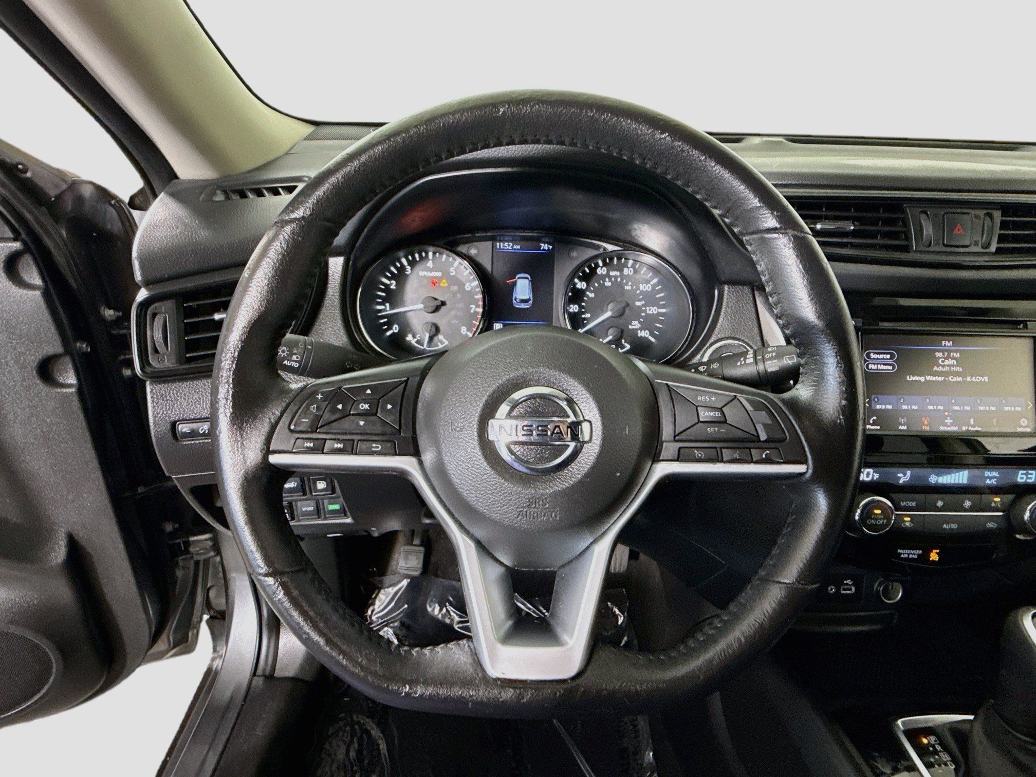 Used 2020 Nissan Rogue SV AWD/4WD image 13