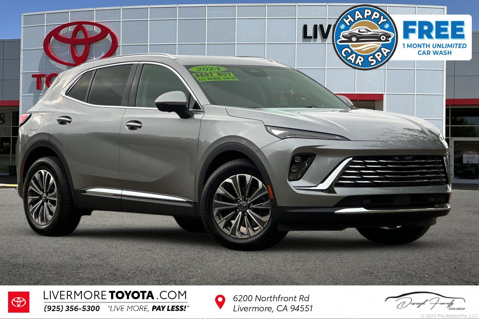 Used 2024 Buick Envision Preferred AWD/4WD image 1
