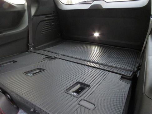 New 2026 Chevrolet Traverse RS w/ LPO, Floor Liner Package image 20