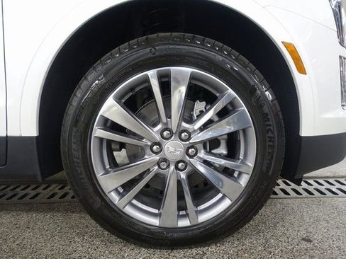 New 2025 Cadillac XT5 Premium Luxury image 27