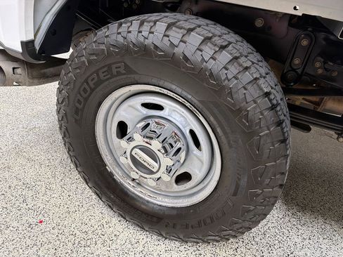 Used 2022 Ford F350 XL w/ Power Equipment Group AWD/4WD image 48