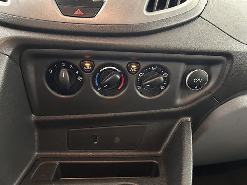 Used 2018 Ford Transit 350 XL RWD image 17