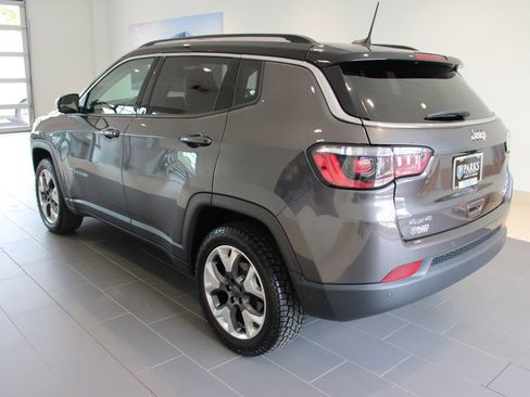 Used 2022 Jeep Compass Limited AWD/4WD image 34
