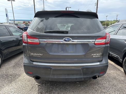 Used 2022 Subaru Ascent Limited w/ Technology Package AWD/4WD image 3