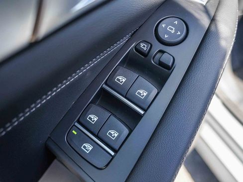 New 2026 BMW X5 sDrive40i w/ M Sport Package image 23