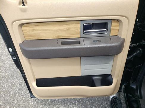Used 2011 Ford F150 Lariat RWD image 13