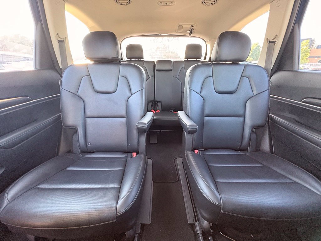 Used 2025 Kia Telluride S AWD/4WD image 32