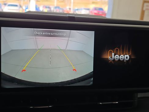 Used 2024 Jeep Wrangler Sport S image 21