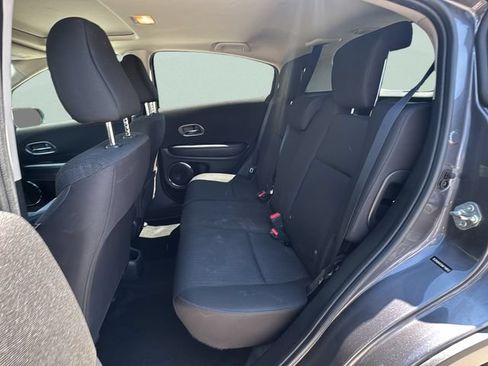 Used 2016 Honda HR-V EX image 11