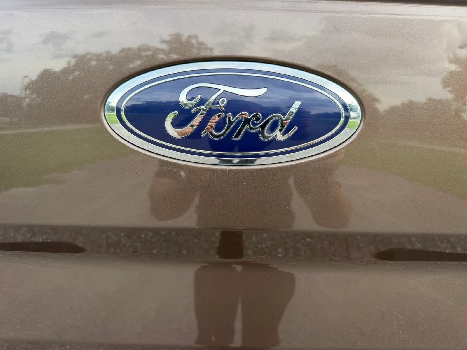 Used 2015 Ford F150 Lariat w/ Equipment Group 502A Luxury AWD/4WD image 35