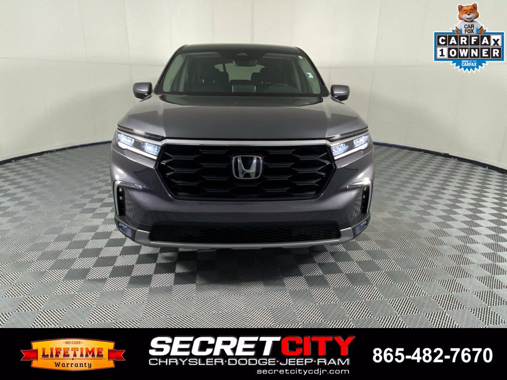 Used 2025 Honda Pilot EX-L image 2