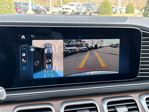 New 2026 Mercedes-Benz GLS 450 4MATIC image 32
