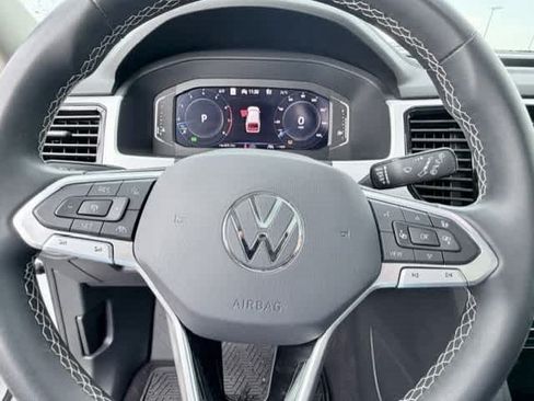 Used 2023 Volkswagen Atlas SEL AWD/4WD image 26