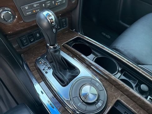 Used 2016 INFINITI QX80 Luxe w/ 22" Wheel Package image 17