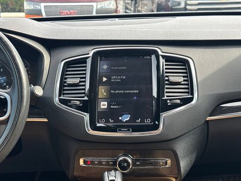 Used 2018 Volvo XC90 T6 Momentum w/ Convenience Package AWD/4WD image 21