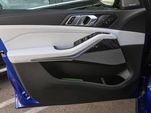 New 2026 BMW X5 M60i w/ Climate Comfort Package image 17