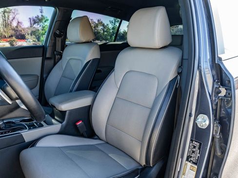 Used 2022 Kia Sportage SX image 19