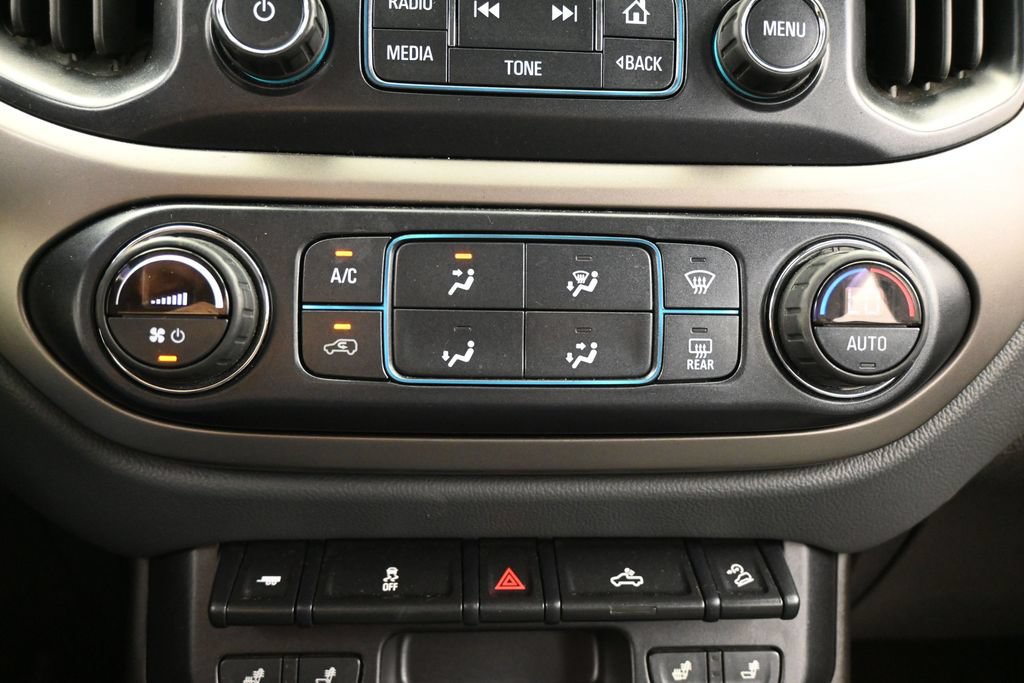 Used 2017 Chevrolet Colorado Z71 AWD/4WD image 27