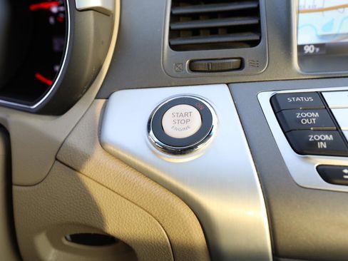 Used 2014 Nissan Murano SL w/ Navigation Package AWD/4WD image 23