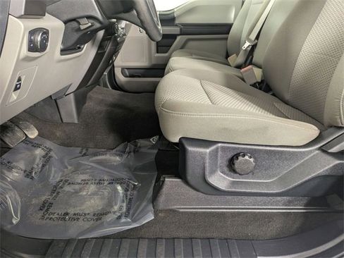 Used 2020 Ford F150 XLT w/ Trailer Tow Package image 12