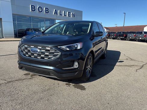 Used 2023 Ford Edge Titanium AWD/4WD image 1