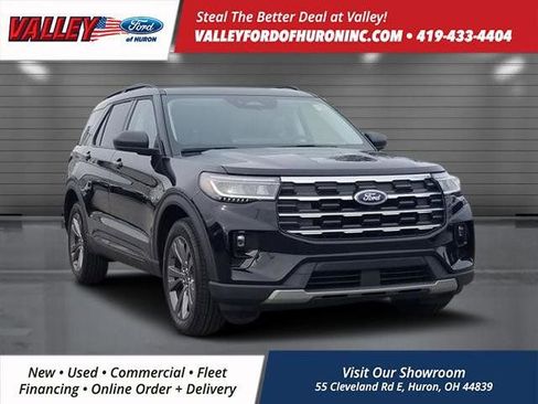 New 2026 Ford Explorer Active w/ Active Comfort Package image 1