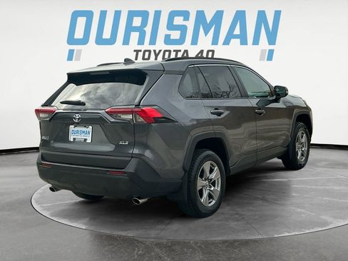 Used 2024 Toyota RAV4 XLE w/ Convenience Package FWD image 7