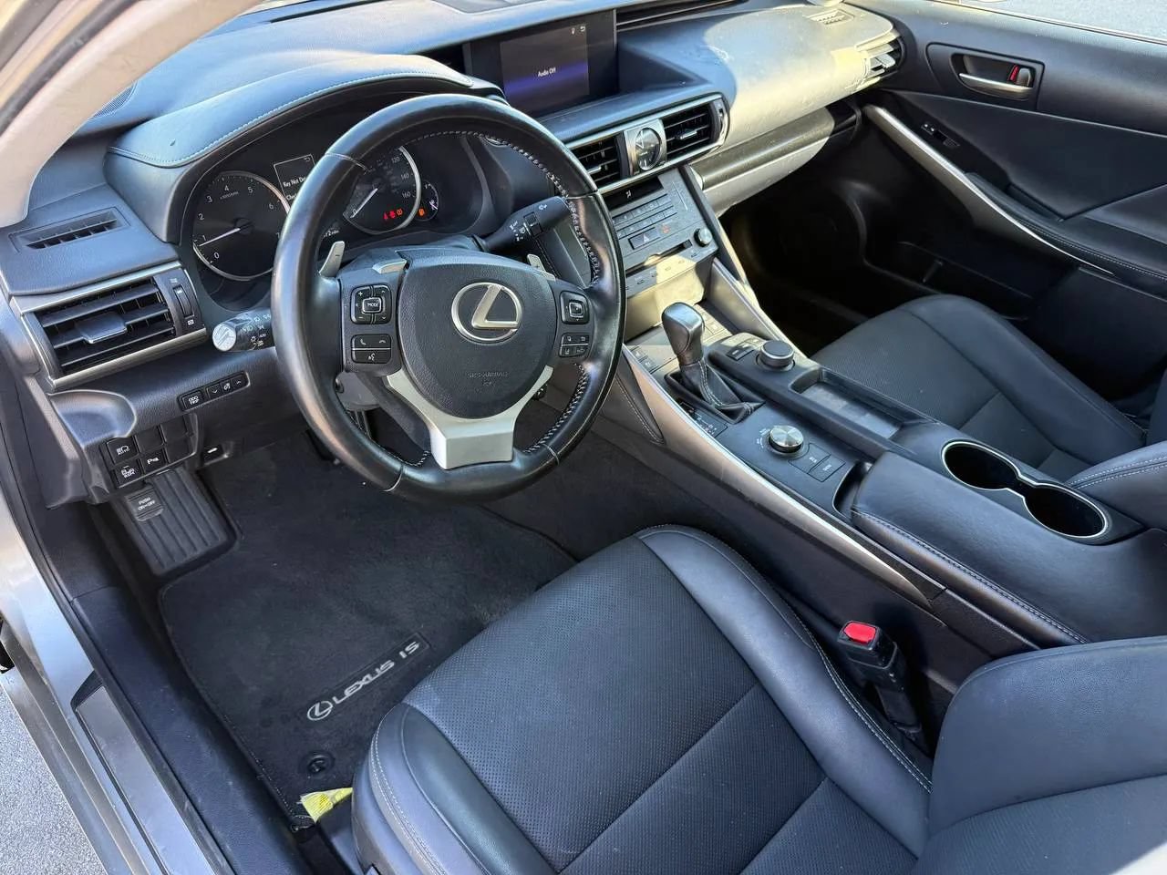 Used 2020 Lexus IS 300 w/ Premium Package RWD image 32