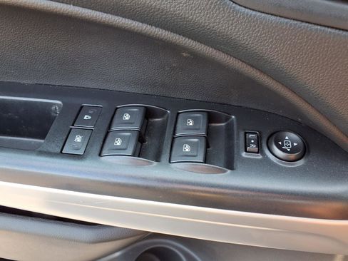 Used 2022 Chevrolet Colorado ZR2 AWD/4WD image 18