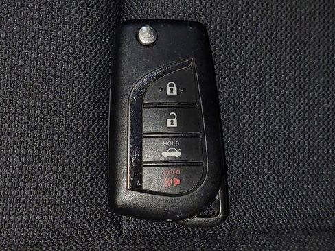 Used 2023 Toyota Corolla LE FWD image 32