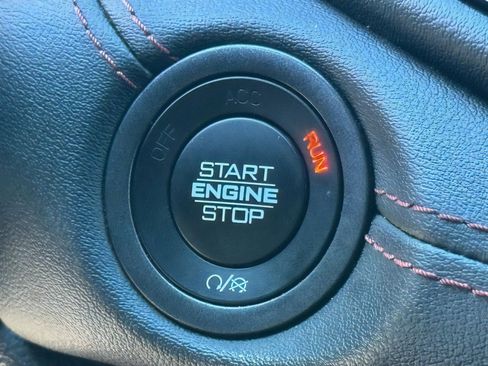 Used 2022 Dodge Durango R/T image 33