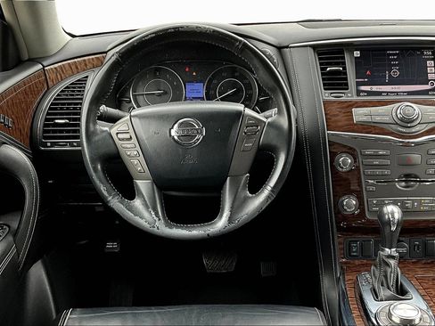 Used 2018 Nissan Armada SL image 5
