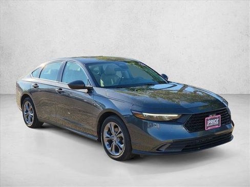Used 2023 Honda Accord EX image 3