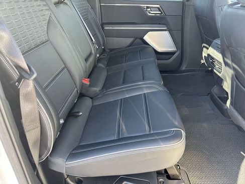 New 2025 GMC Sierra EV Denali image 28