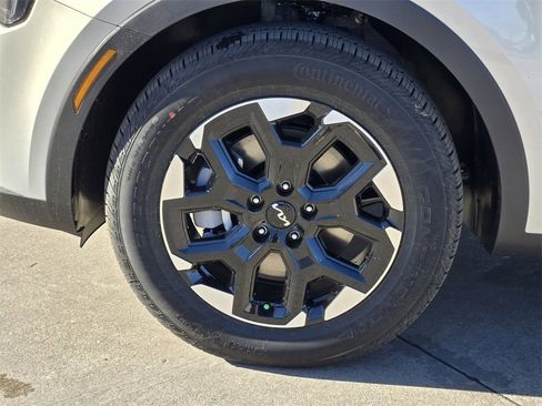 New 2026 Kia Sorento S w/ S Panoramic Sunroof Package image 12