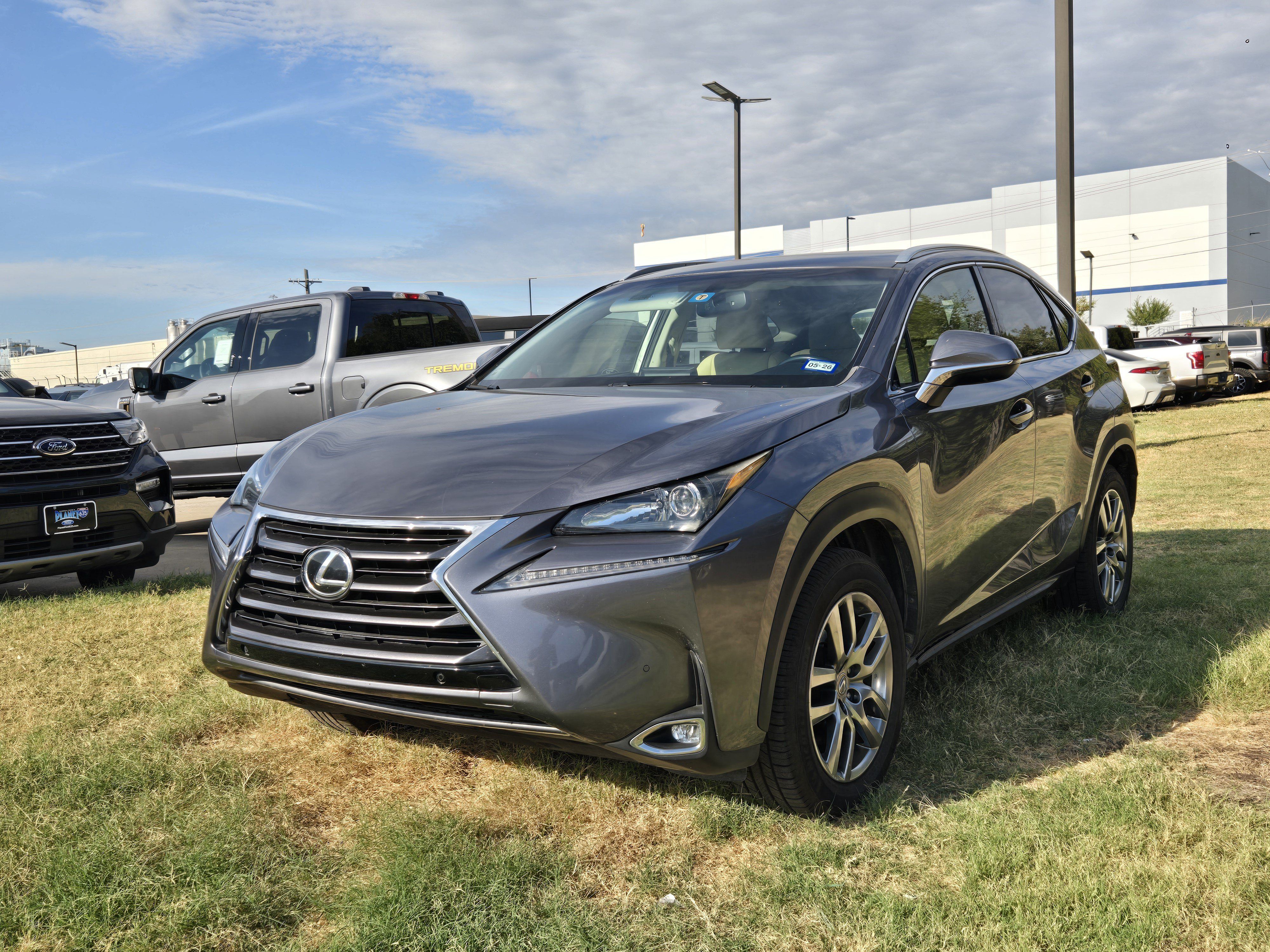 Used 2015 Lexus NX 200t FWD w/ Premium Package image 3