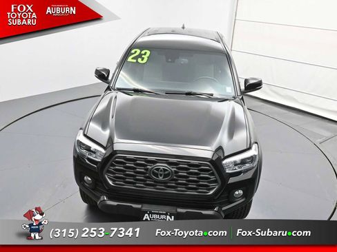 Used 2023 Toyota Tacoma TRD Off-Road image 29