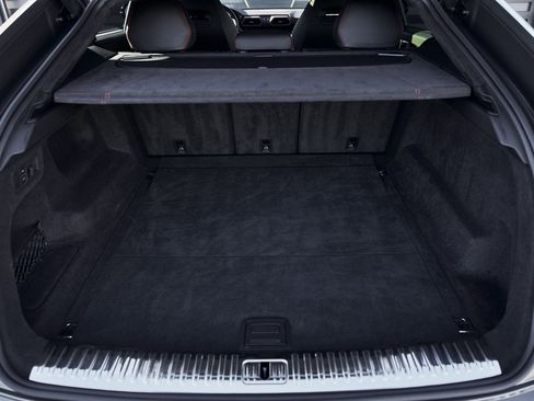 Used 2021 Lamborghini Urus image 16