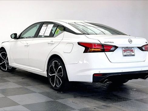 Used 2023 Nissan Altima 2.5 SR image 10