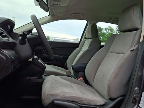 Used 2016 Honda CR-V LX image 11