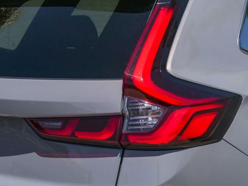 Used 2025 Honda CR-V Sport-L image 10