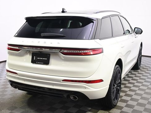 New 2026 Lincoln Corsair Premiere image 6