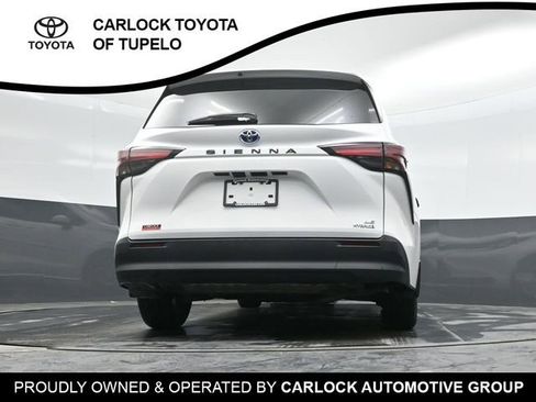 Used 2022 Toyota Sienna LE image 37