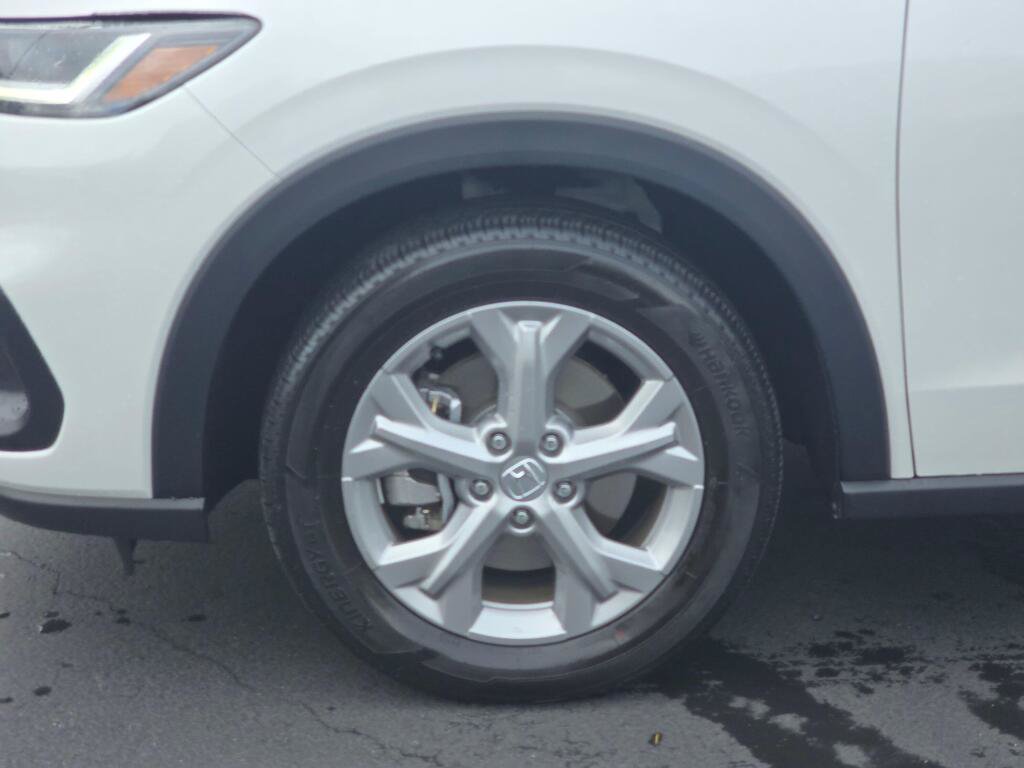 Certified 2025 Honda HR-V LX image 17
