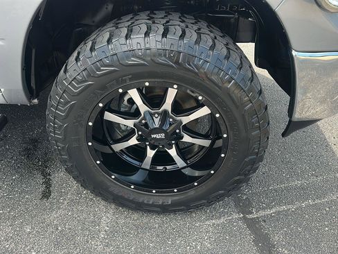 Used 2019 RAM 1500 Big Horn AWD/4WD image 12